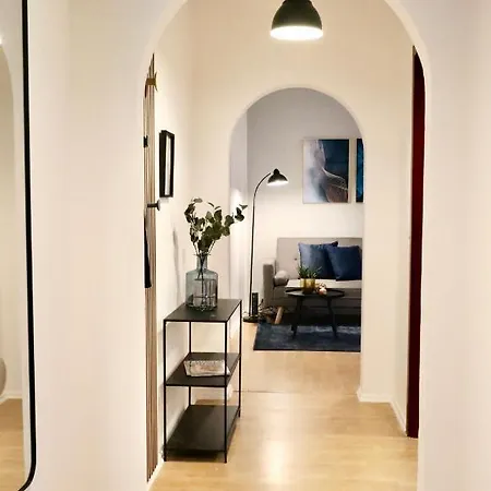 Sapphire Apartment: Free Parking + Netflix + Bathtub Essen